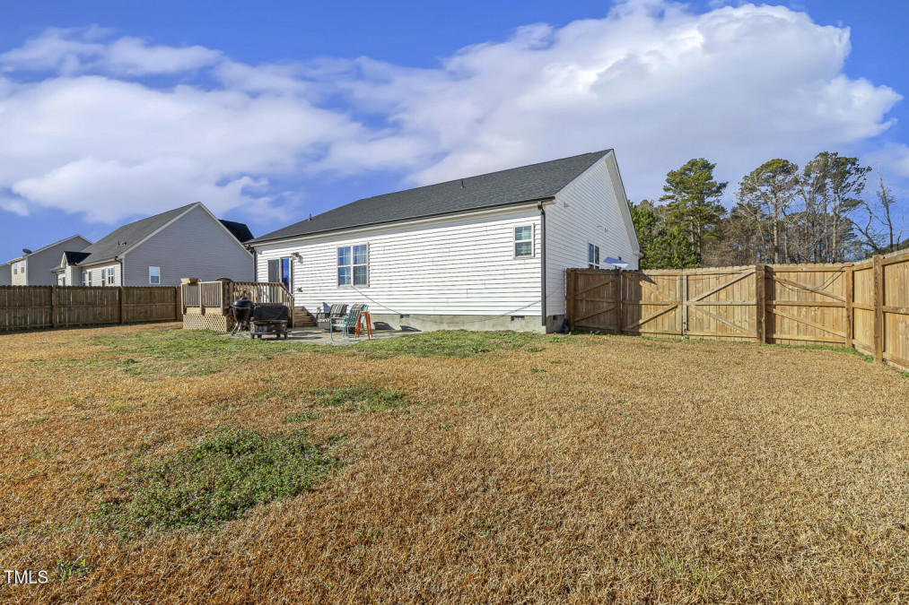 35 Southern Pl Lillington, NC 27546