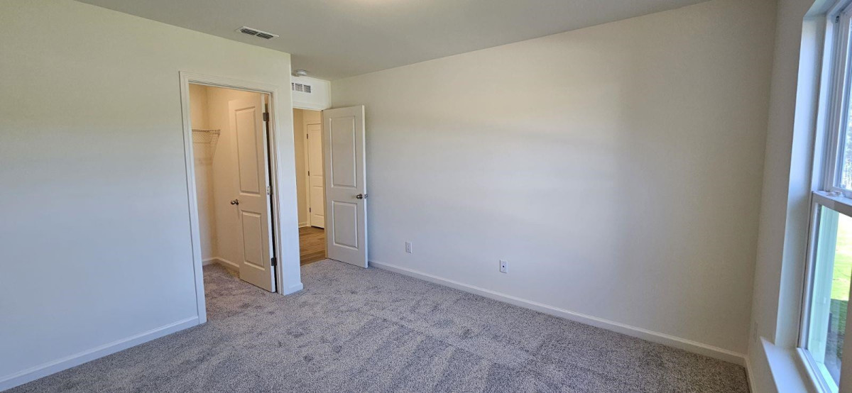 7600 Redwood Ridge Way Willow Springs, NC 27592