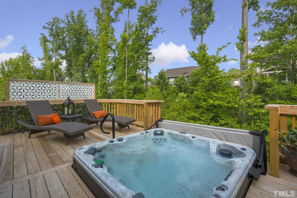 513 Ivy Arbor Way Holly Springs, NC 27540