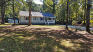 216 Essex Ln Clayton, NC 27520