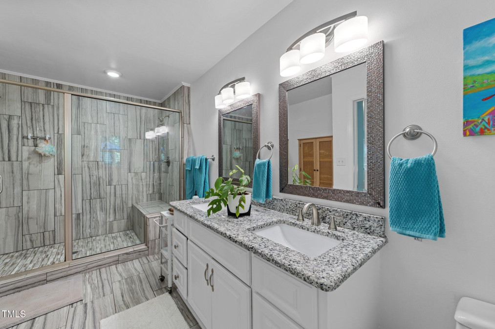 305 Clarendon Crescent Raleigh, NC 27610