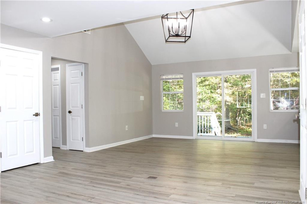 7039 Pine Rd Sanford, NC 27332
