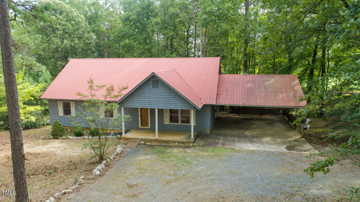 4490 Busbee Rd Seagrove, NC 27341