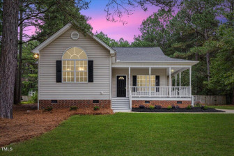 49 Mooney Dr Fuquay Varina, NC 27526