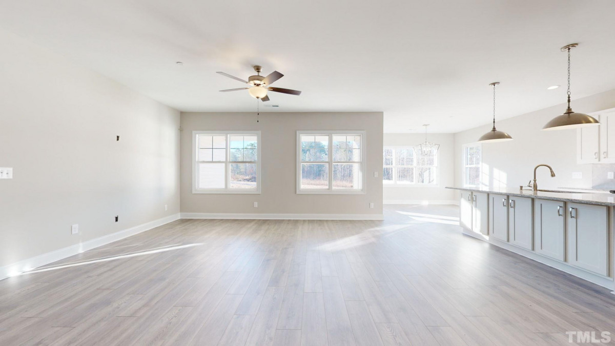 301 Oakhaven Dr, Holly Springs, NC 27540 Raleigh Realty