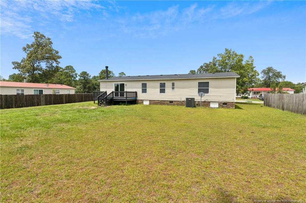 2919 Donegal Dr Raeford, NC 28376