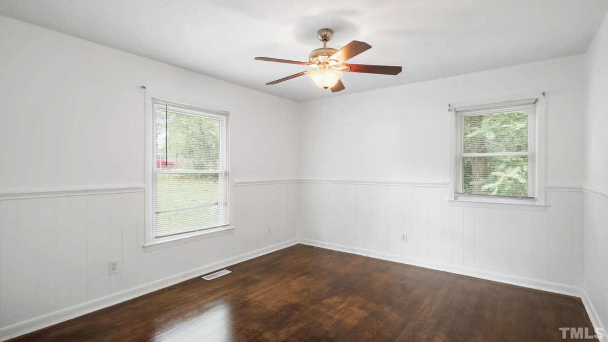 386 Summer Hill Rd Fayetteville, NC 28303
