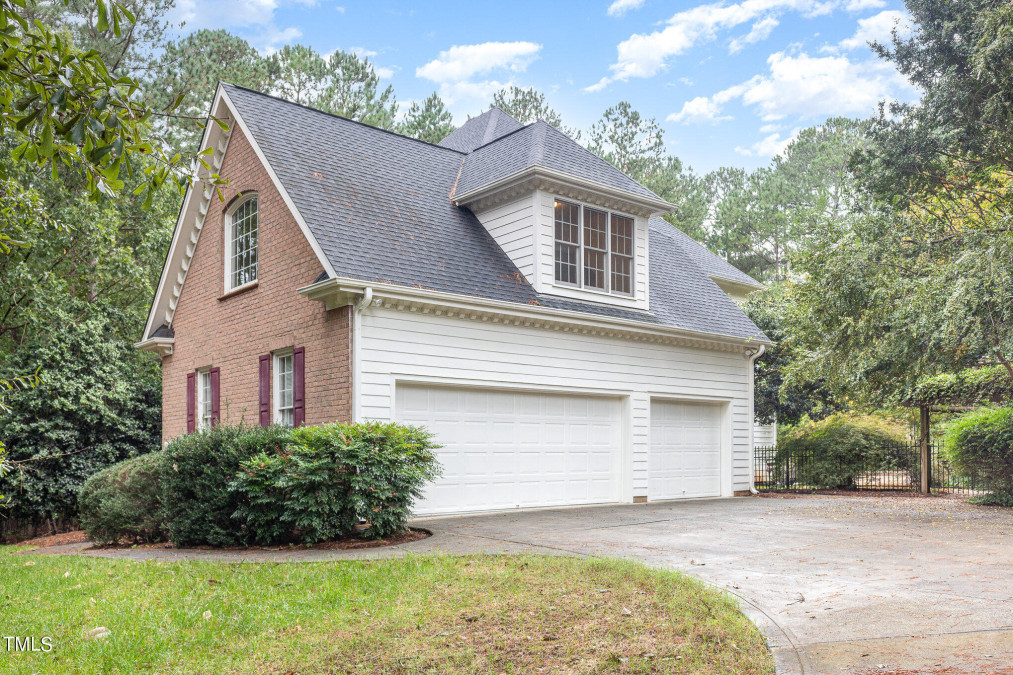 2525 Laurelford Ln Wake Forest, NC 27587