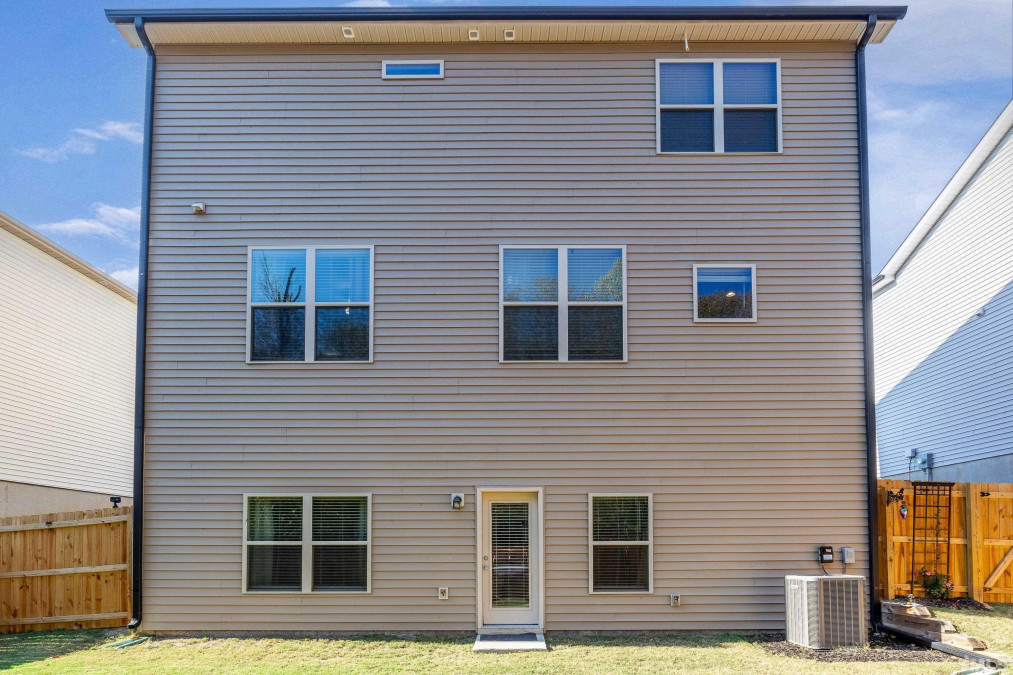 197 Pamlico Clayton, NC 27520