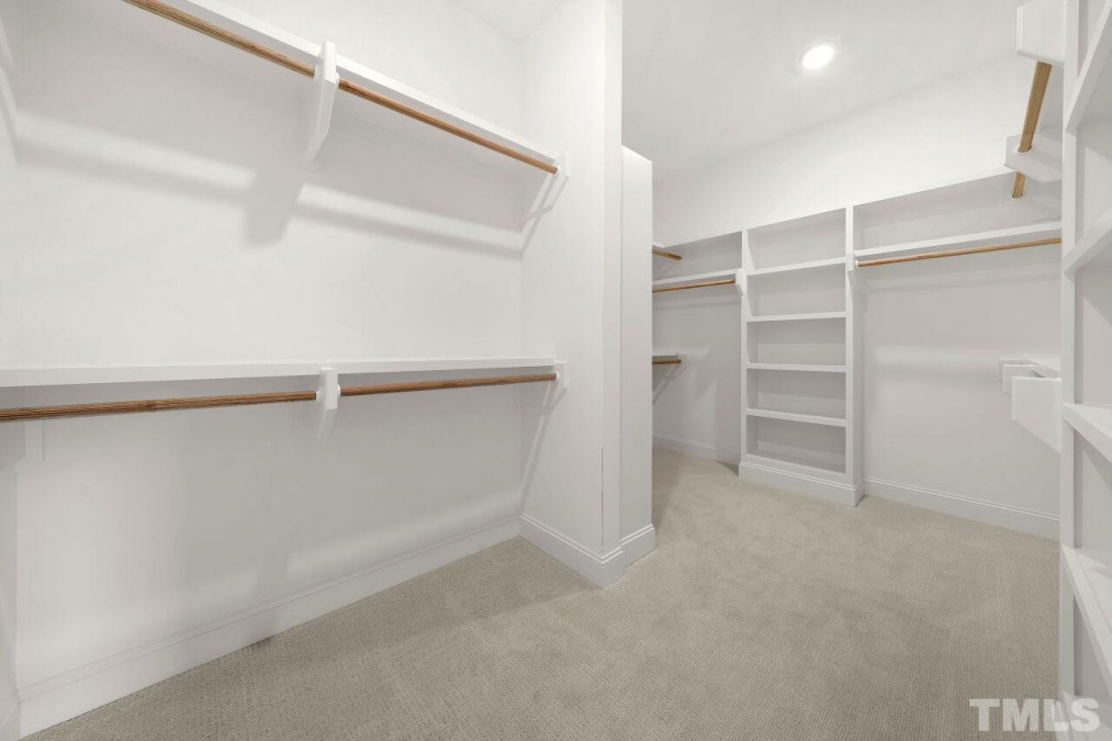 641 Meyers Place Ln, Holly Springs, NC 27540 Raleigh Realty