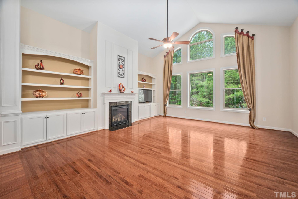 407 Cole Crest Ct Cary, NC 27513
