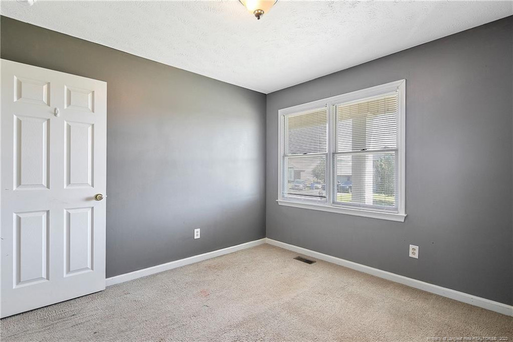 906 Issac Dock Dr Fayetteville, NC 28314