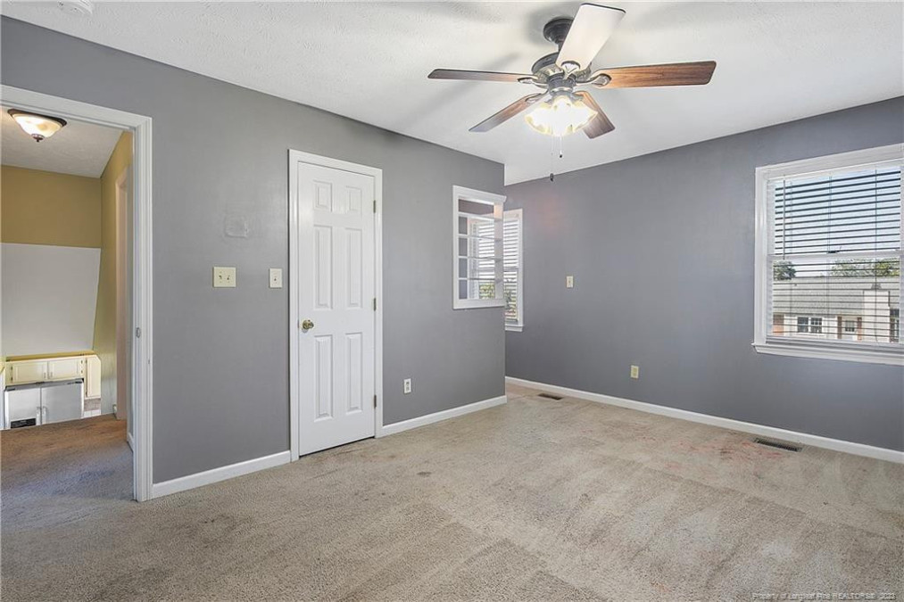 906 Issac Dock Dr Fayetteville, NC 28314