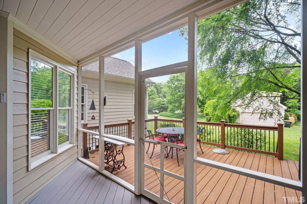 2312 Shallowford Ln Chapel Hill, NC 27517