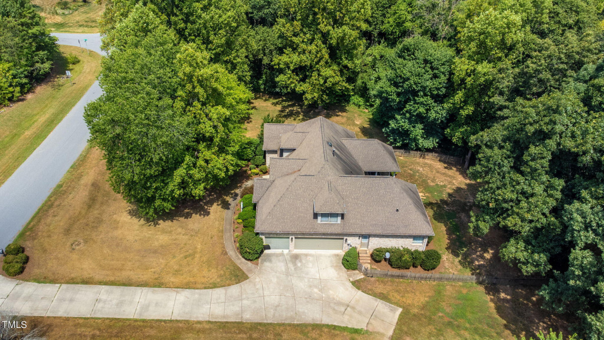 8014 Dorsett Downs Dr Stokesdale, NC 27357