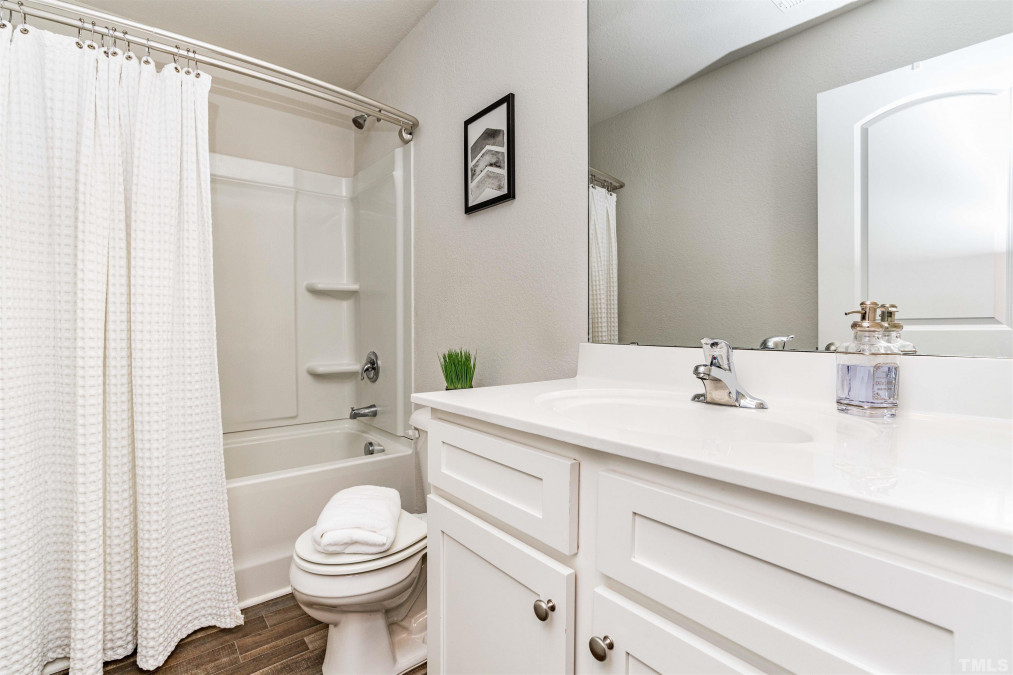474 Avery Pond Dr Fuquay Varina, NC 27526