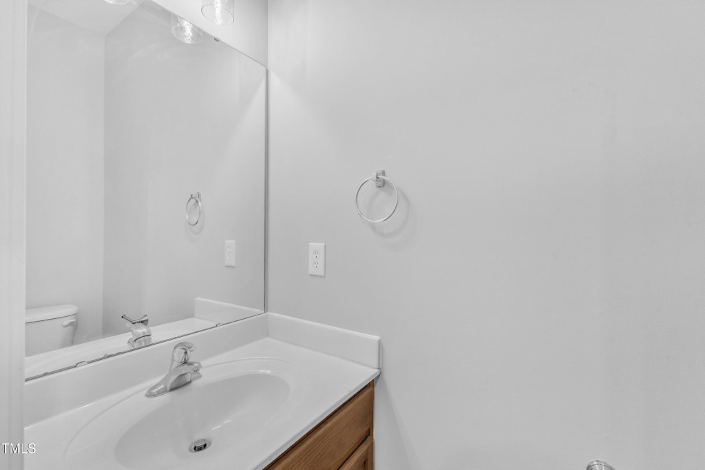 2705 Wyntercrest Ln Durham, NC 27713
