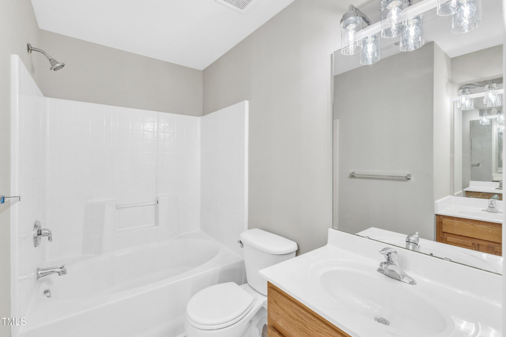 2705 Wyntercrest Ln Durham, NC 27713
