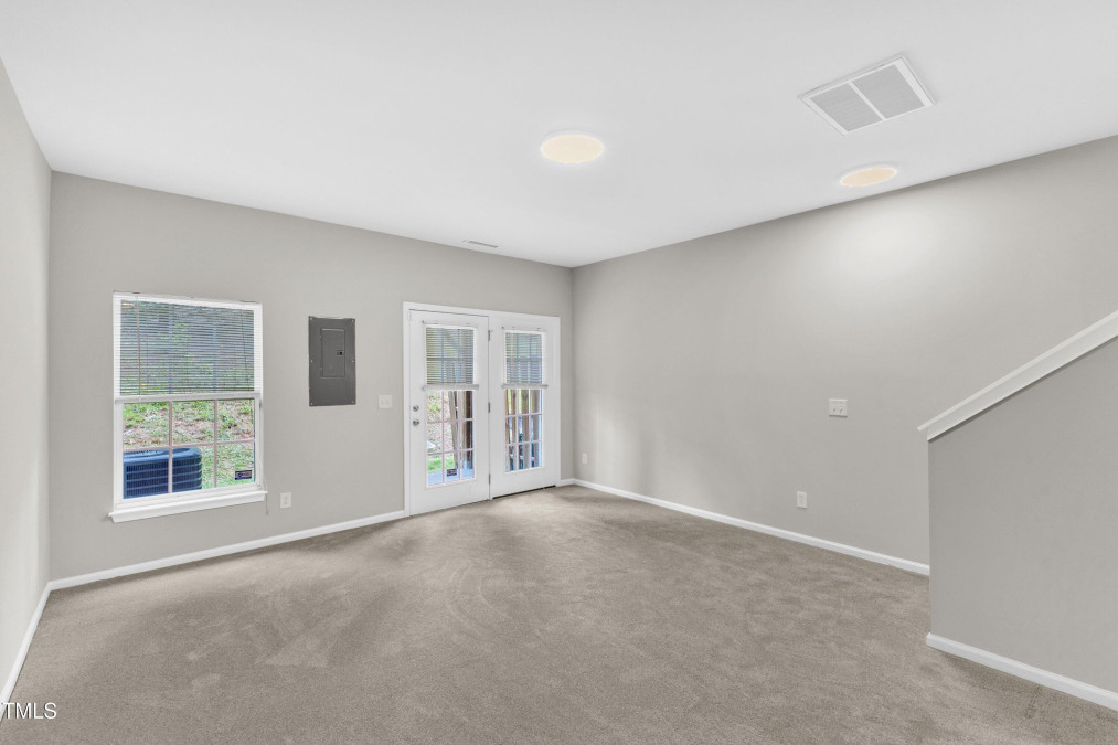2705 Wyntercrest Ln Durham, NC 27713