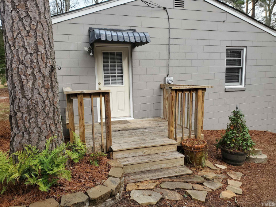 2729 Campbell Rd, Raleigh, NC 27606 Raleigh Realty