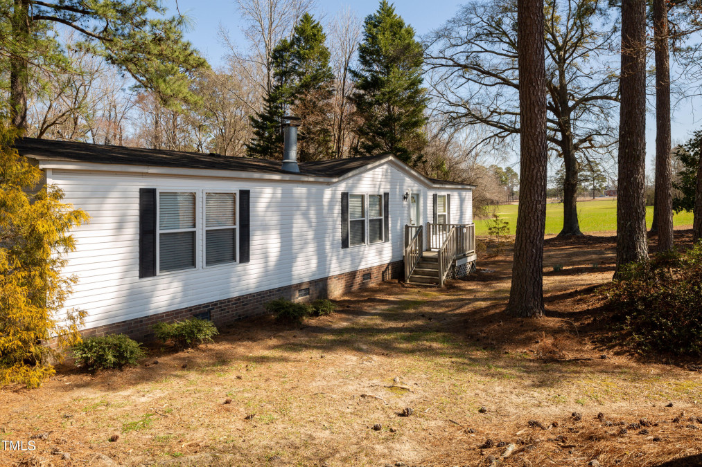 5250 Elevation Rd, Benson, NC 27504 Raleigh Realty