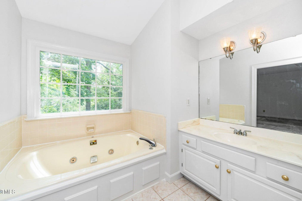 6000 Tenter Banks Sq Raleigh, NC 27609