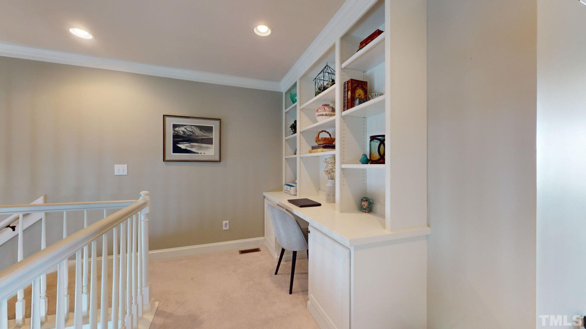 1301 Center St Apex, NC 27502