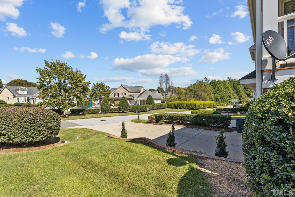 1301 Center St Apex, NC 27502