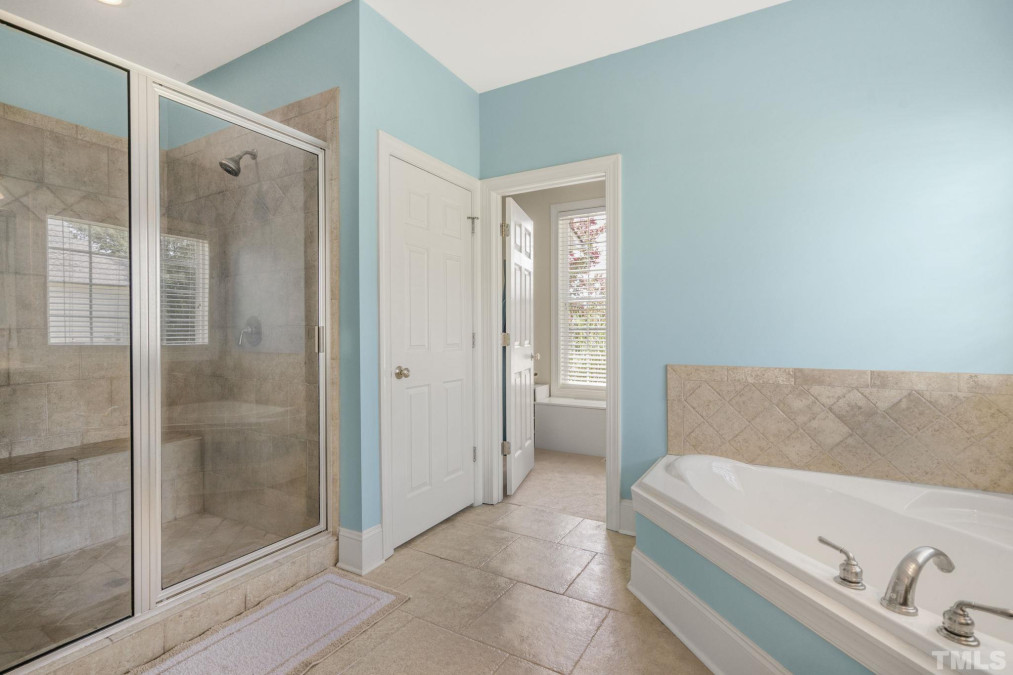 89 Gardner Lake Dr Willow Springs, NC 27592