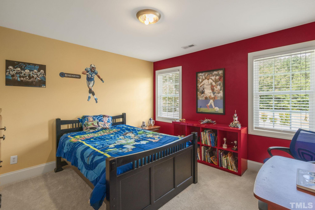 89 Gardner Lake Dr Willow Springs, NC 27592