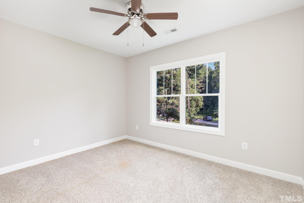 402 Matthews Cir Clayton, NC 27520