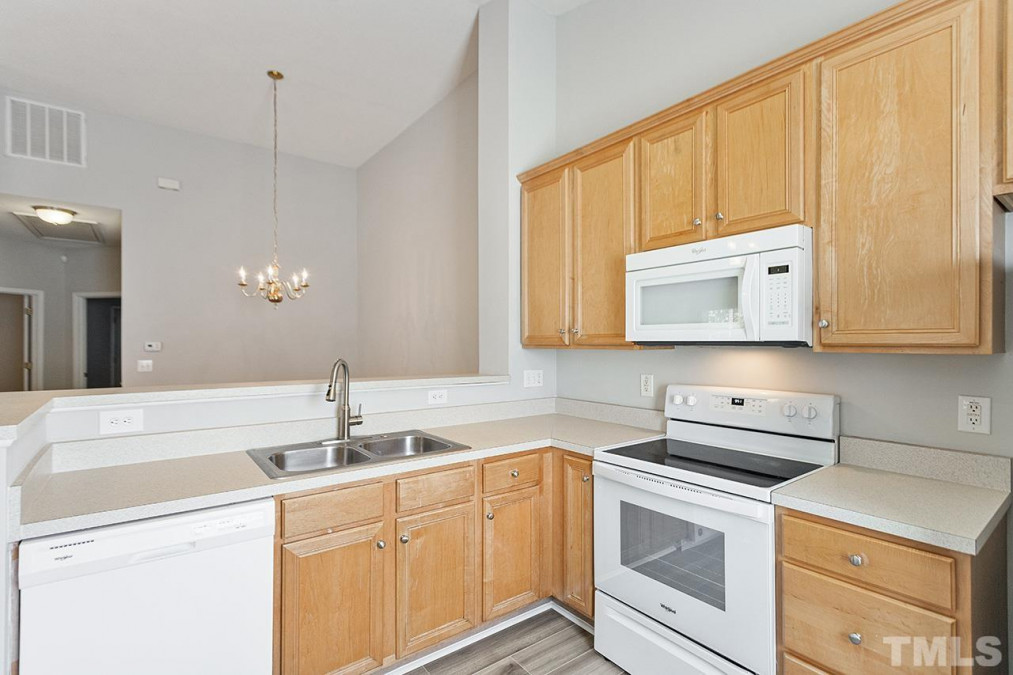 5426 Patuxent Dr Raleigh, NC 27616