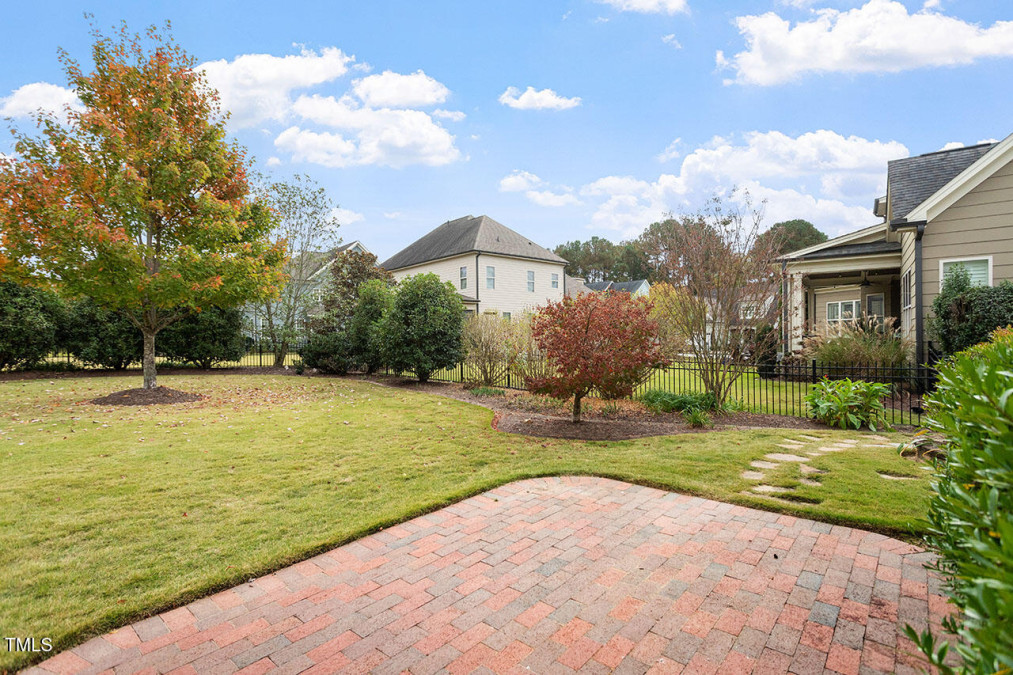 2508 Stonehenge Park Dr Raleigh, NC 27613