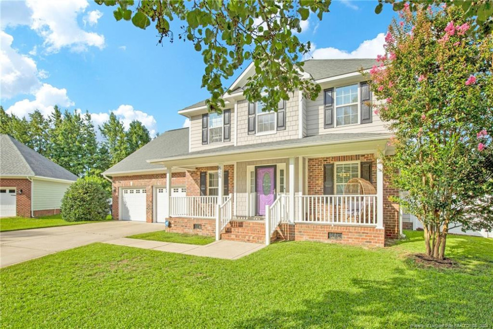 626 Thorncliff Dr Raeford, NC 28376