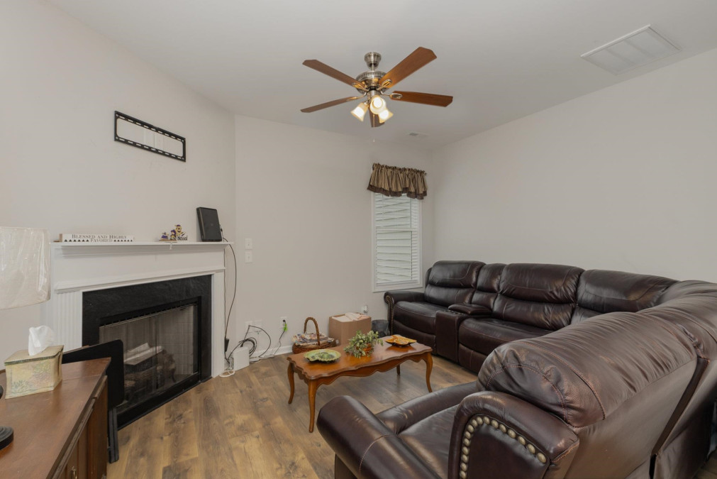 171 Damsel St Zebulon, NC 27597