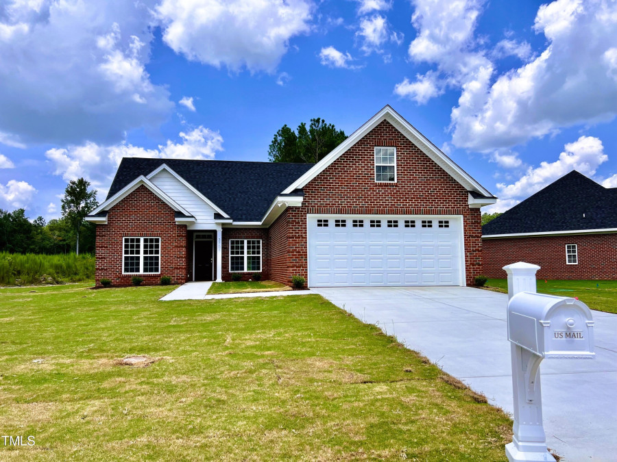 3701 Greystone Dr Rocky Mount, NC 27804