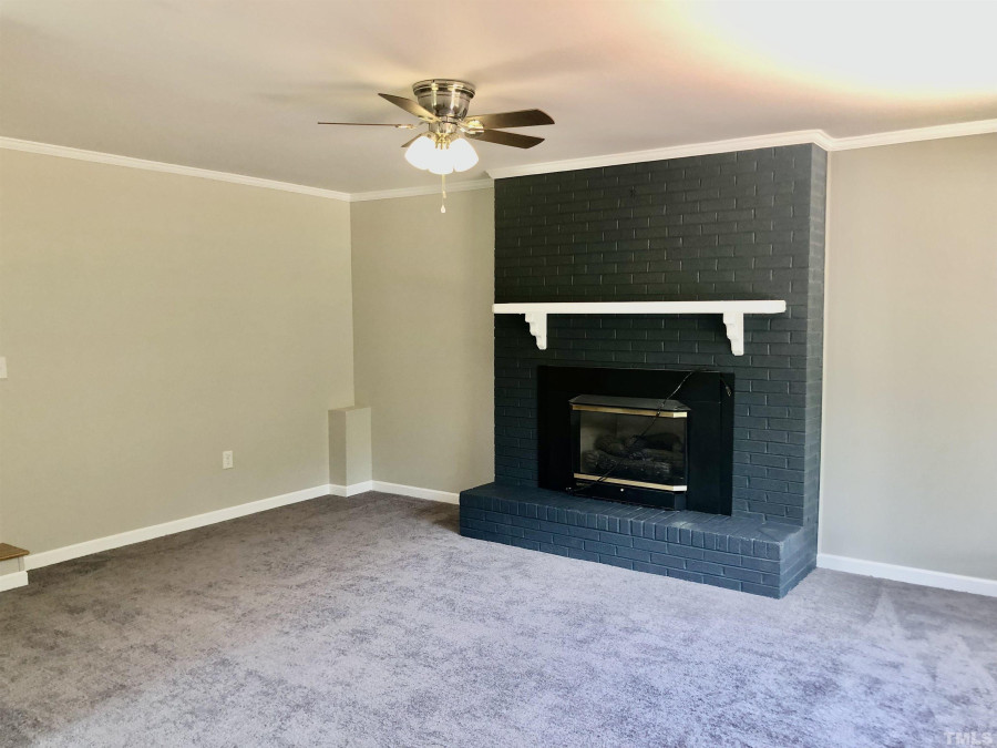 1840 Satterwhite Point Rd Henderson, NC 27537