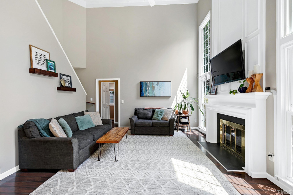 102 Solstice Cir Cary, NC 27513