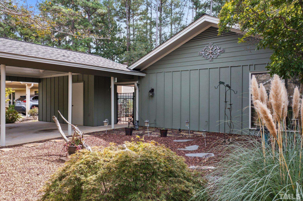 2704 Rue Sans Famille, Raleigh, NC 27607 Raleigh Realty