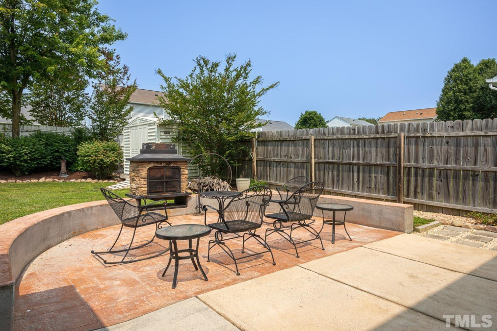 4129 Springfield Creek Dr Raleigh, NC 27616