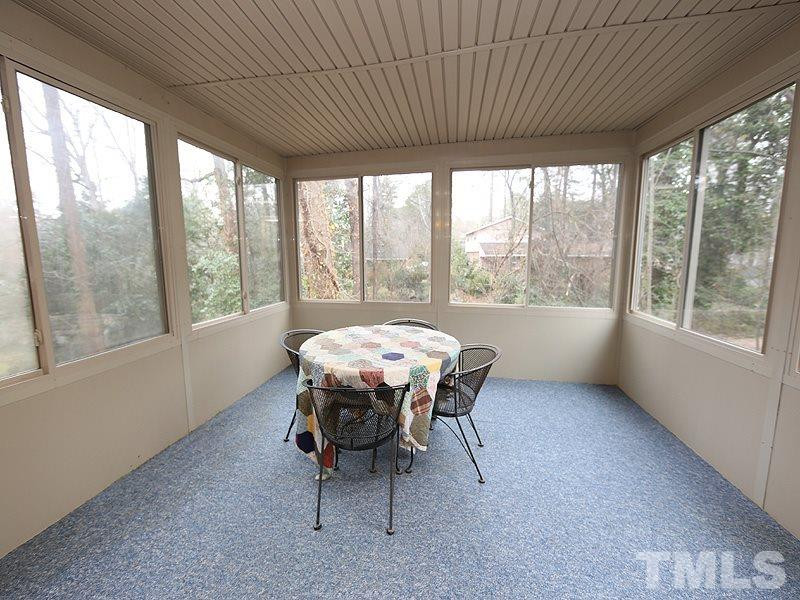 1009 Cedarhurst Dr, Raleigh, NC 27609 Raleigh Realty