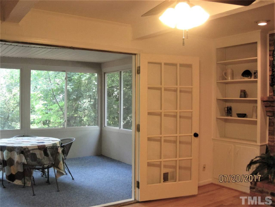 1009 Cedarhurst Dr, Raleigh, NC 27609 Raleigh Realty