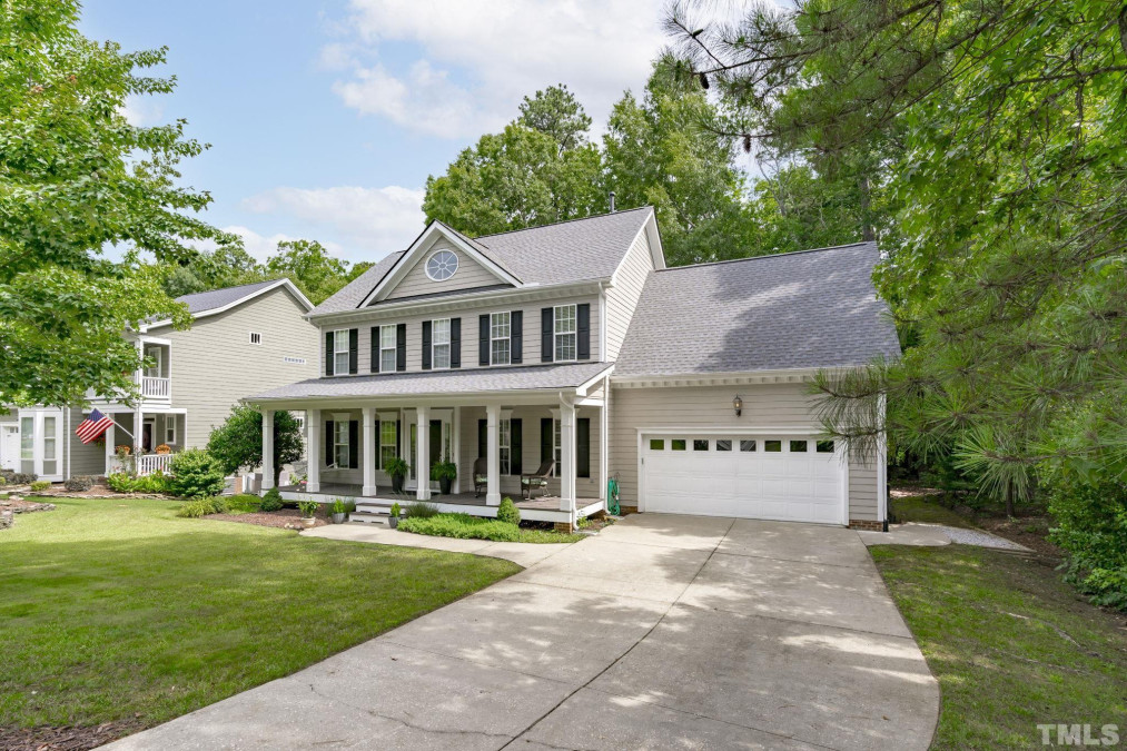 316 Sycamore Creek Dr, Holly Springs, NC 27540 Raleigh Realty