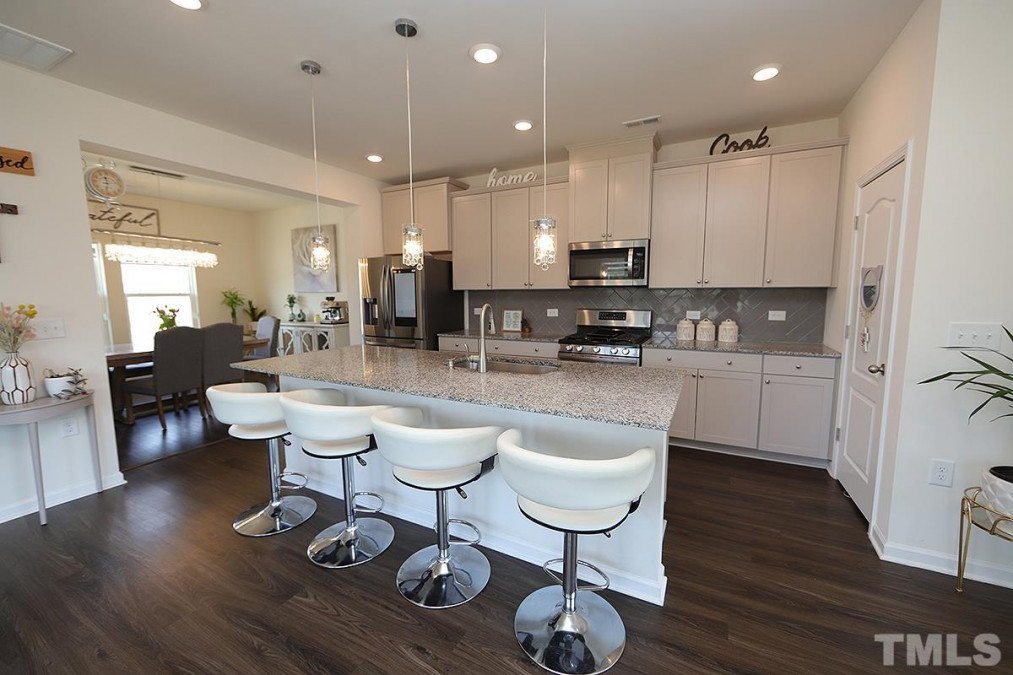 1128 Brickfield Dr Cary, NC 27519