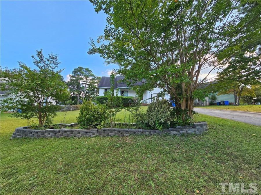 6781 Saint Julian Way Dr Fayetteville, NC 28314