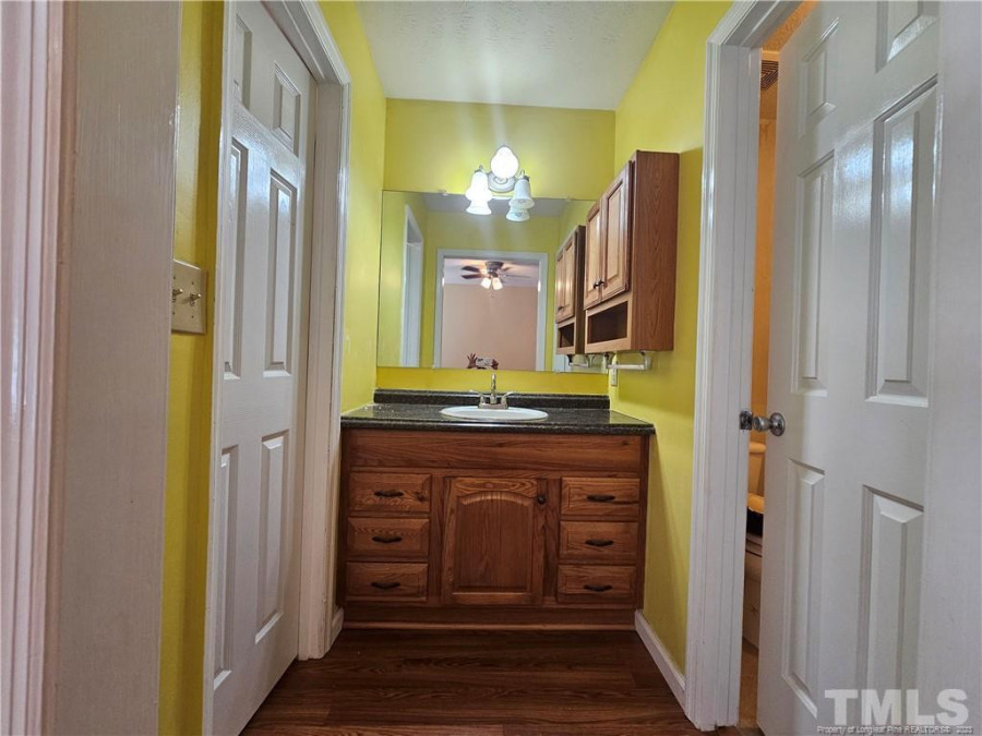 6781 Saint Julian Way Dr Fayetteville, NC 28314