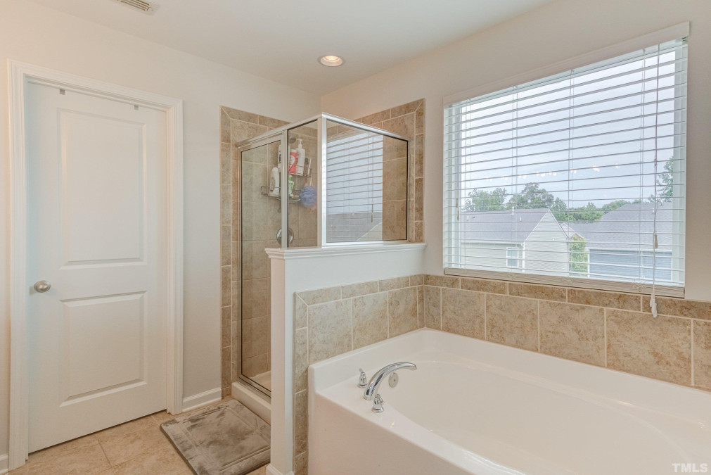 3959 Massey Wood Trl Raleigh, NC 27616