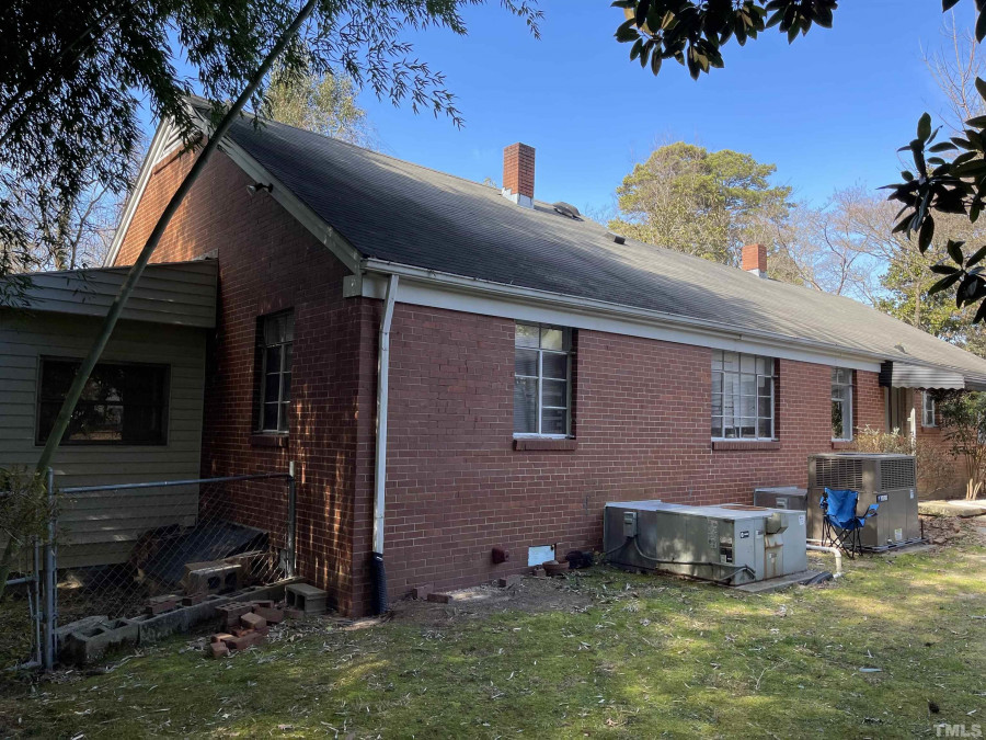 2829 Mayview Dr, Raleigh, NC 27607 Raleigh Realty