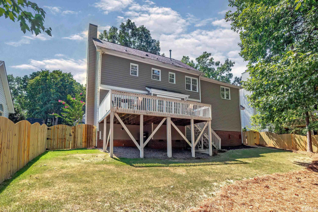 305 Cary Pines Dr Cary, NC 27513