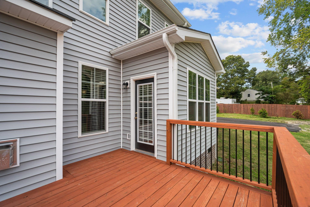 691 Moores Pond Rd Youngsville, NC 27596